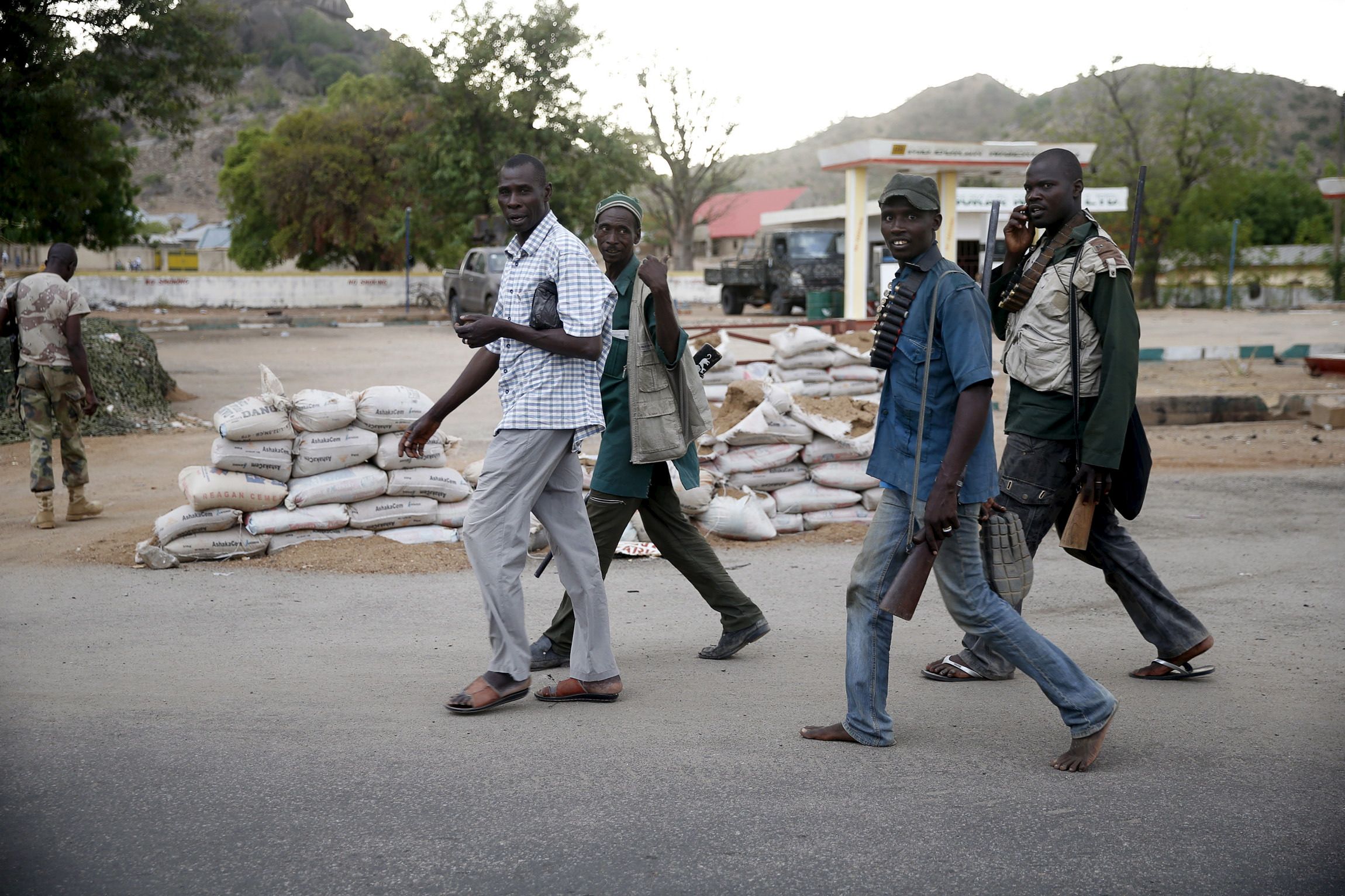 2212_Boko_Haram_vigilantes_Adamawa