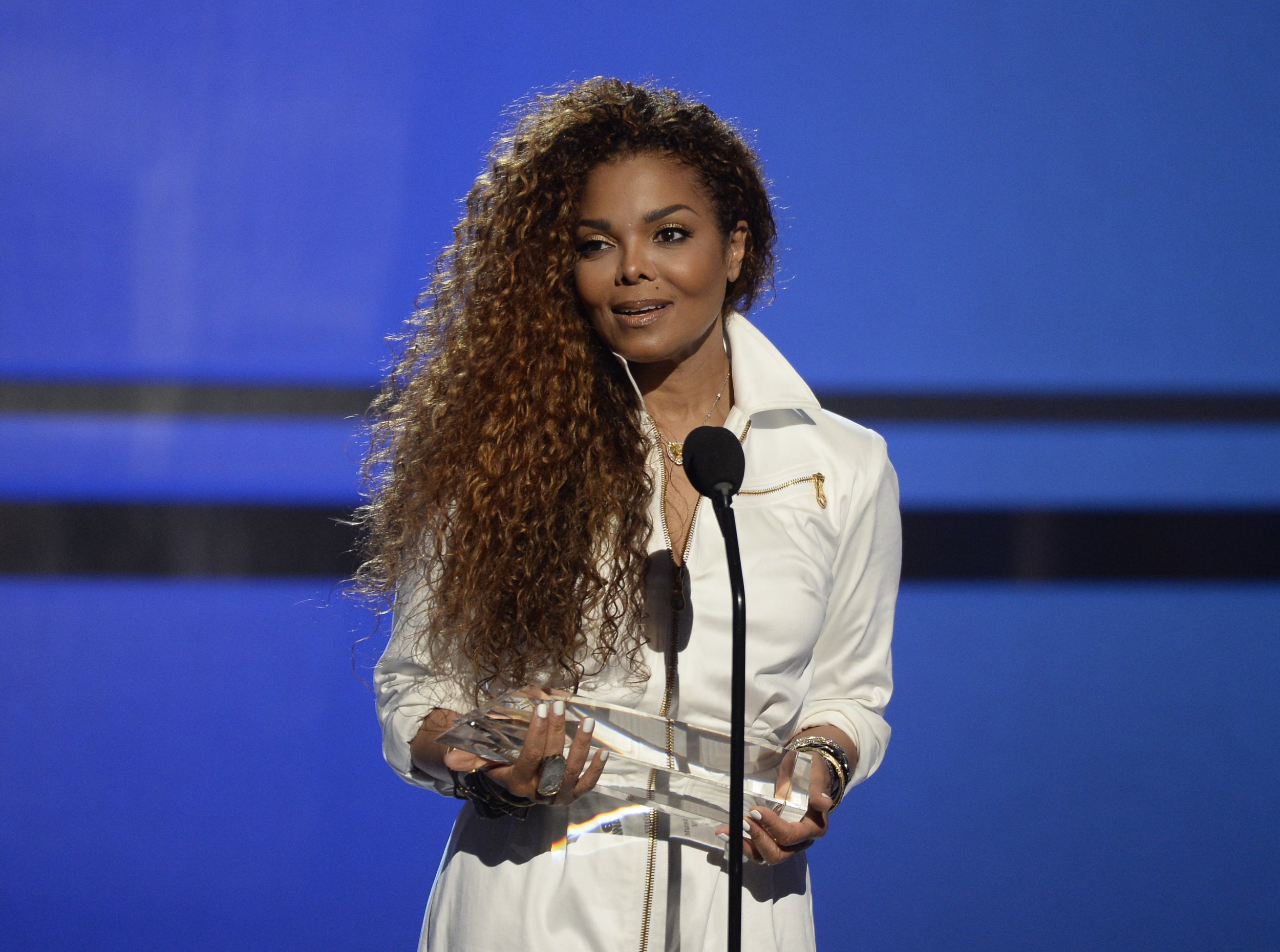 janet jackson unbreakable tour dates first leg