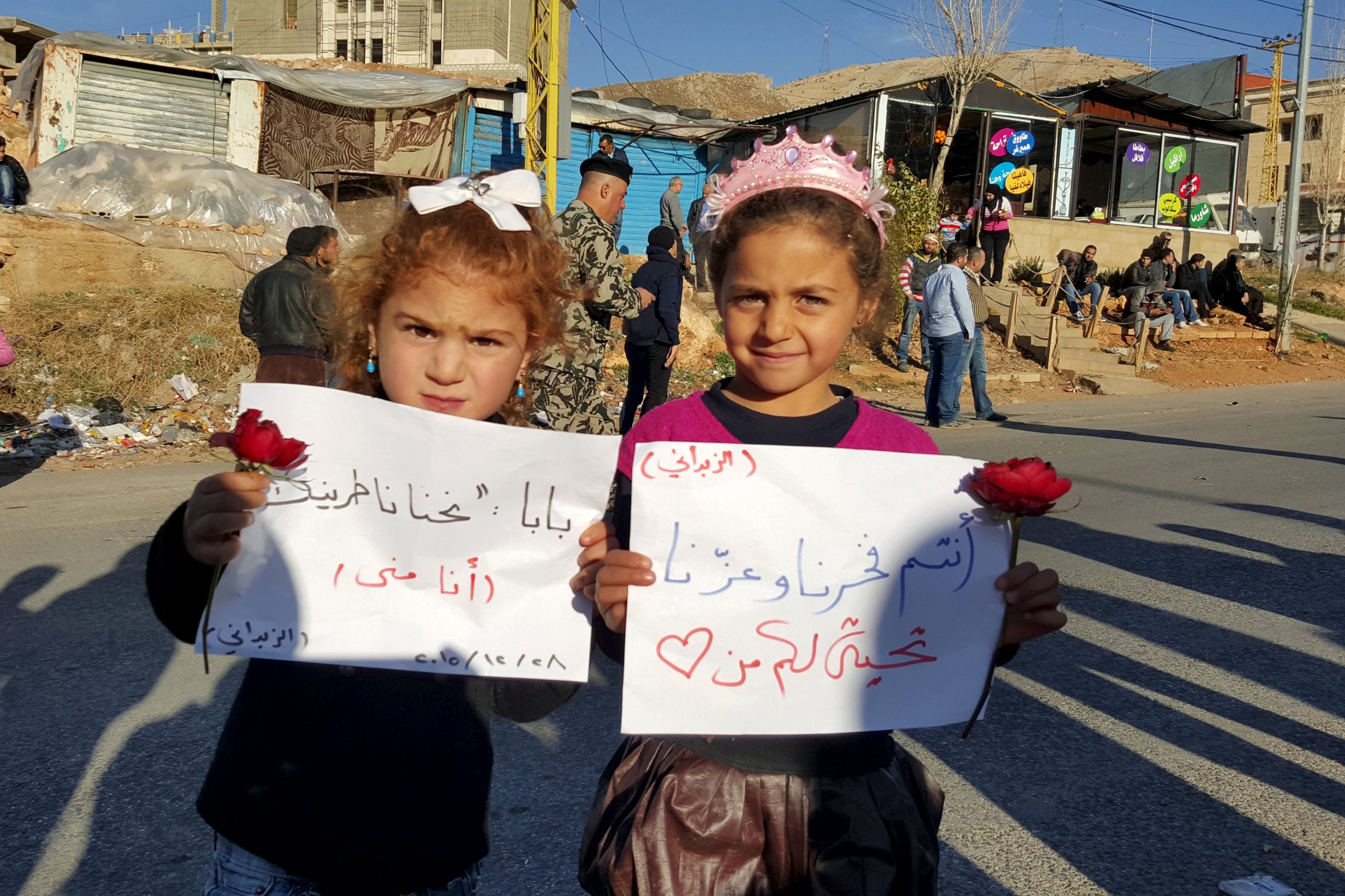 2015-12-28T173100Z_2_LYNXMPEBBR0K1_RTROPTP_4_MIDEAST-CRISIS-SYRIA-EVACUATION