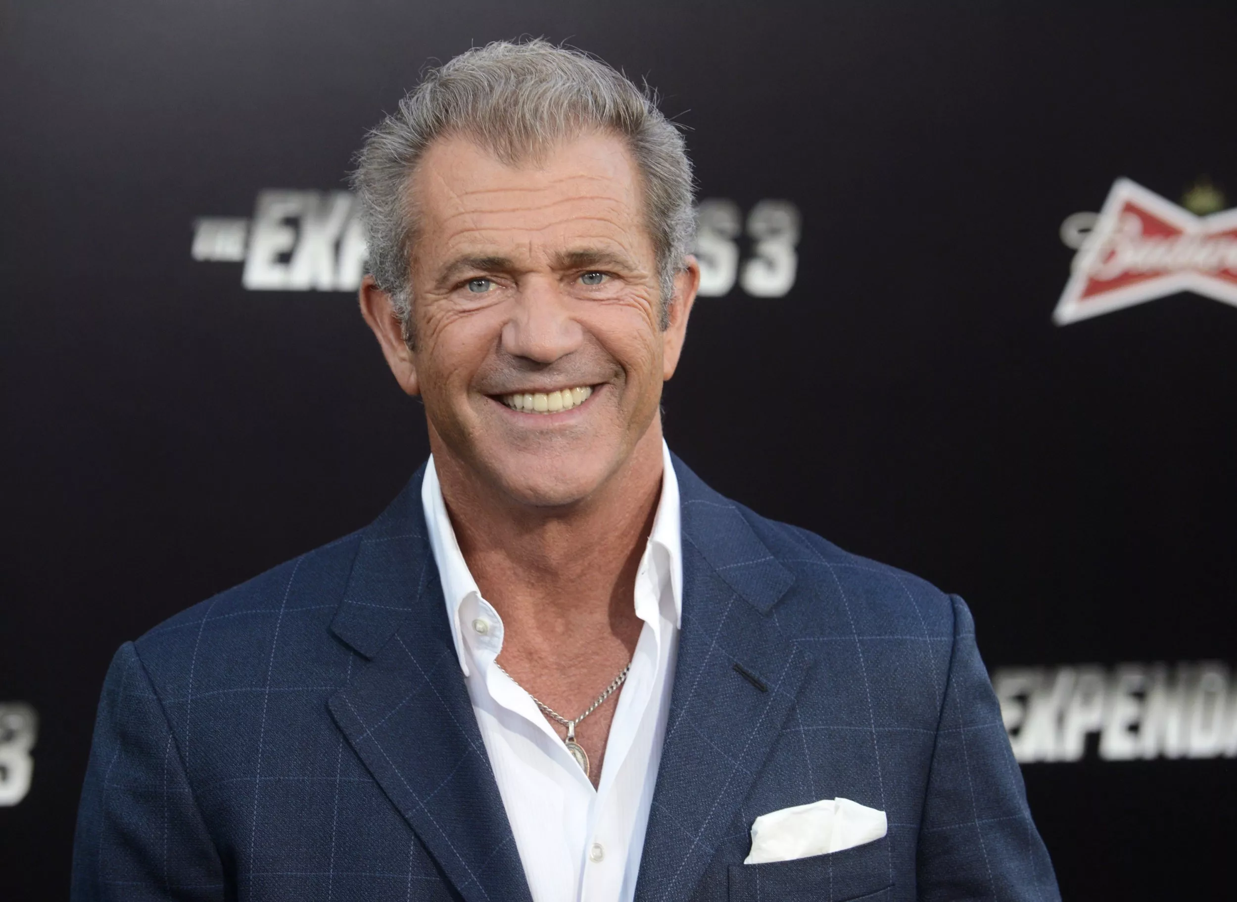 Mel Gibson 2022 Golden Globes(01)