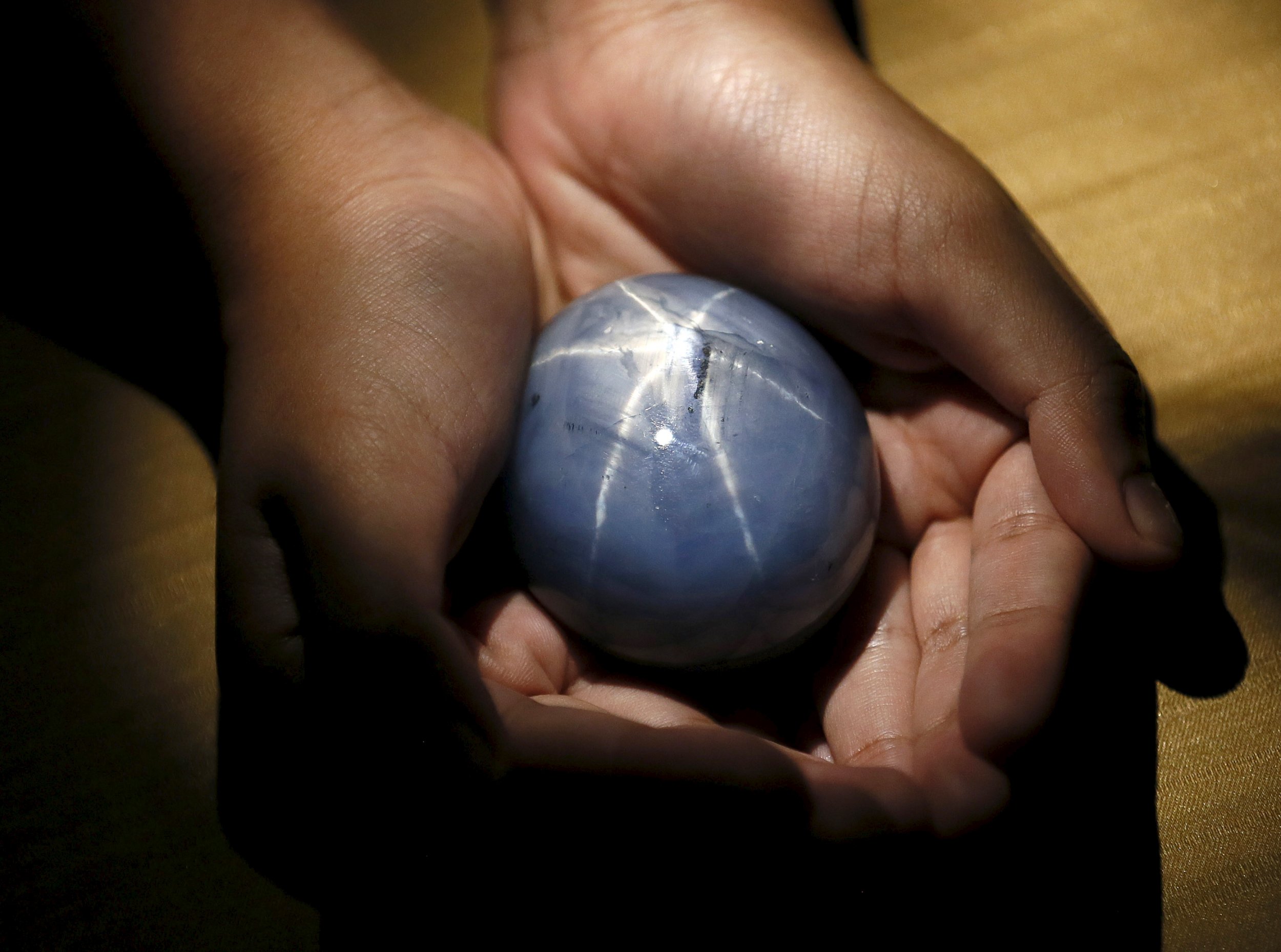 Largest blue deals star sapphire