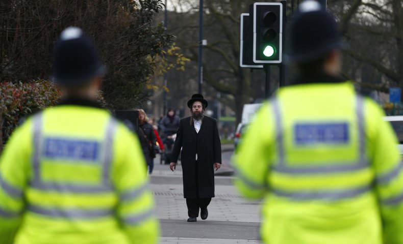 0112_Jews_France_Paris_London_02