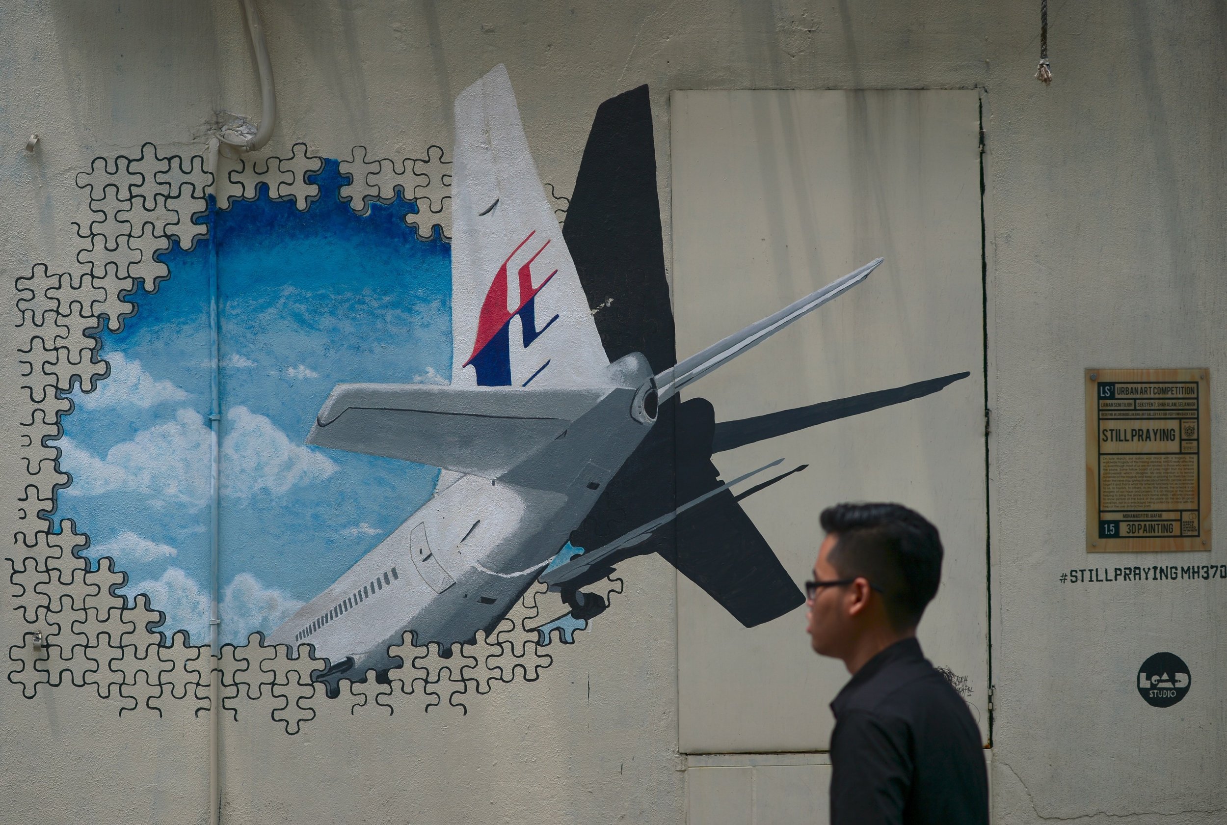 0113_MH370_mural