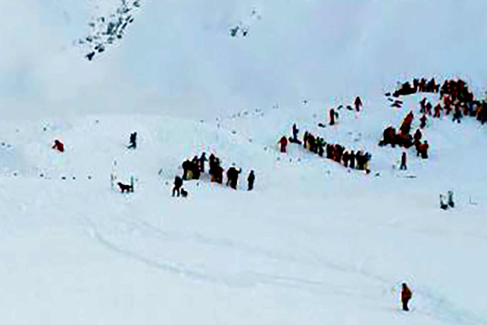0113_French_Alps_Avalanche_01