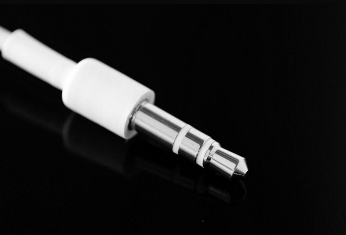 Apple headphone connector hot sale