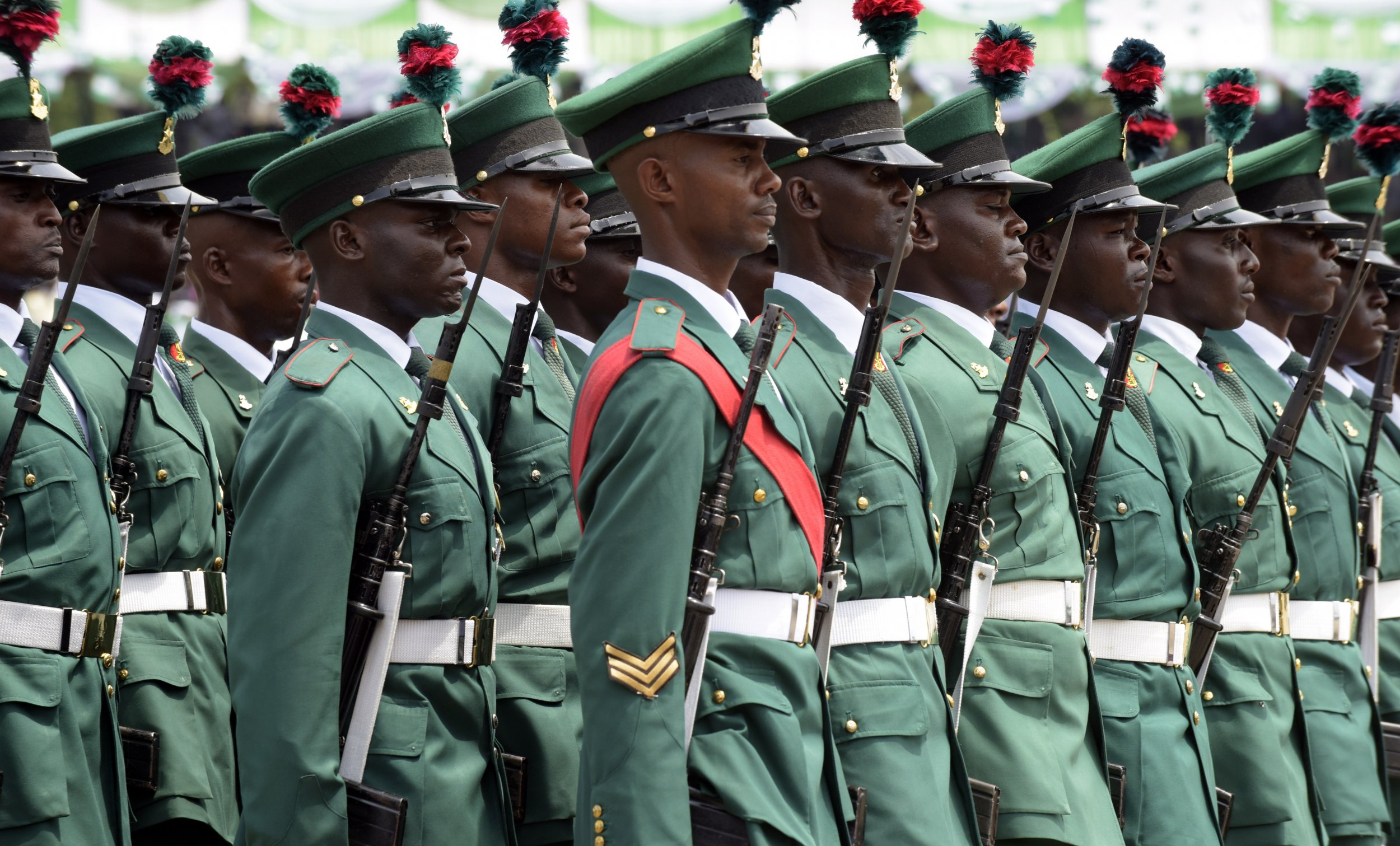 0121_Nigeria_soldiers