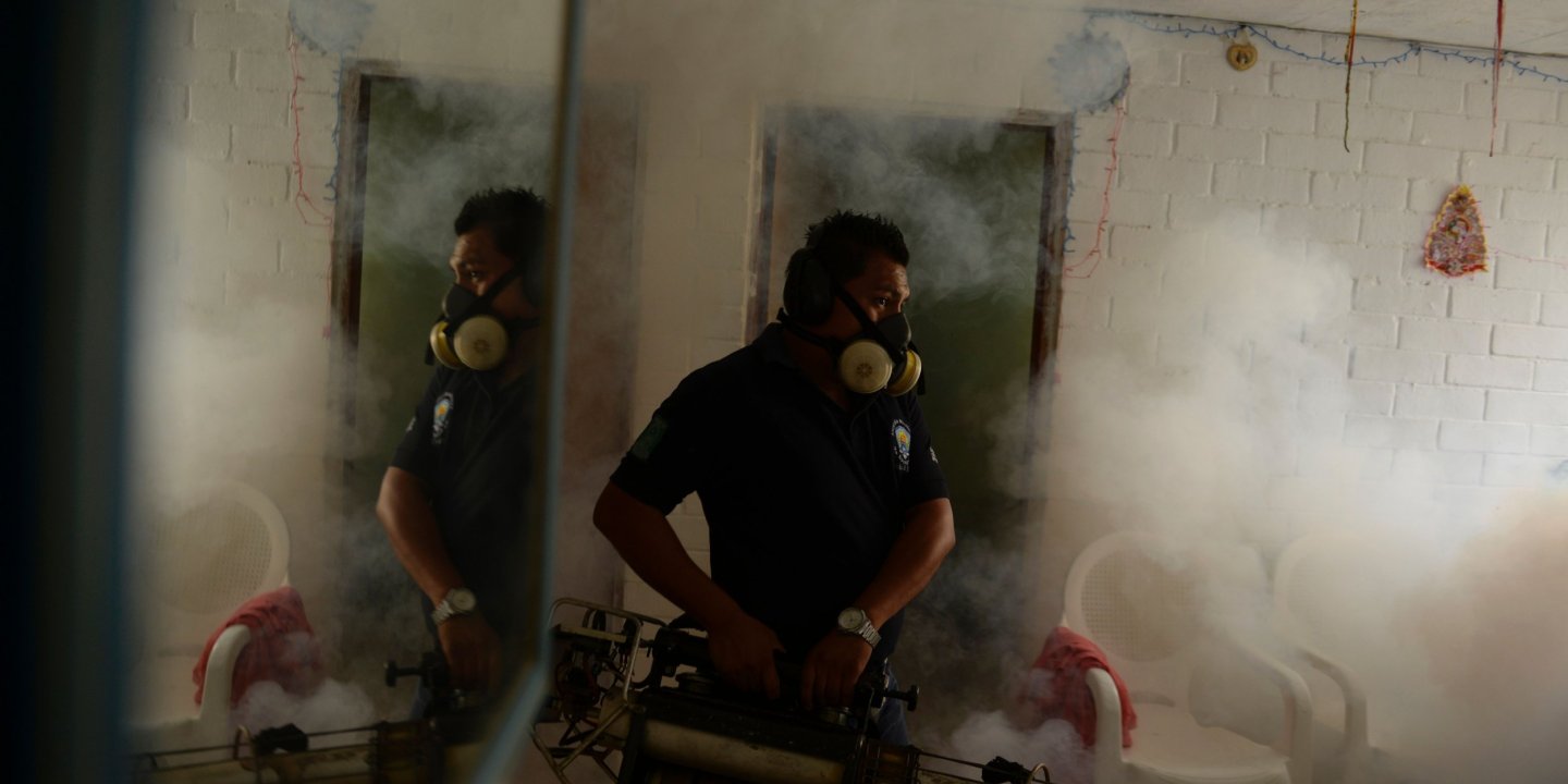 02_12_Zika_01