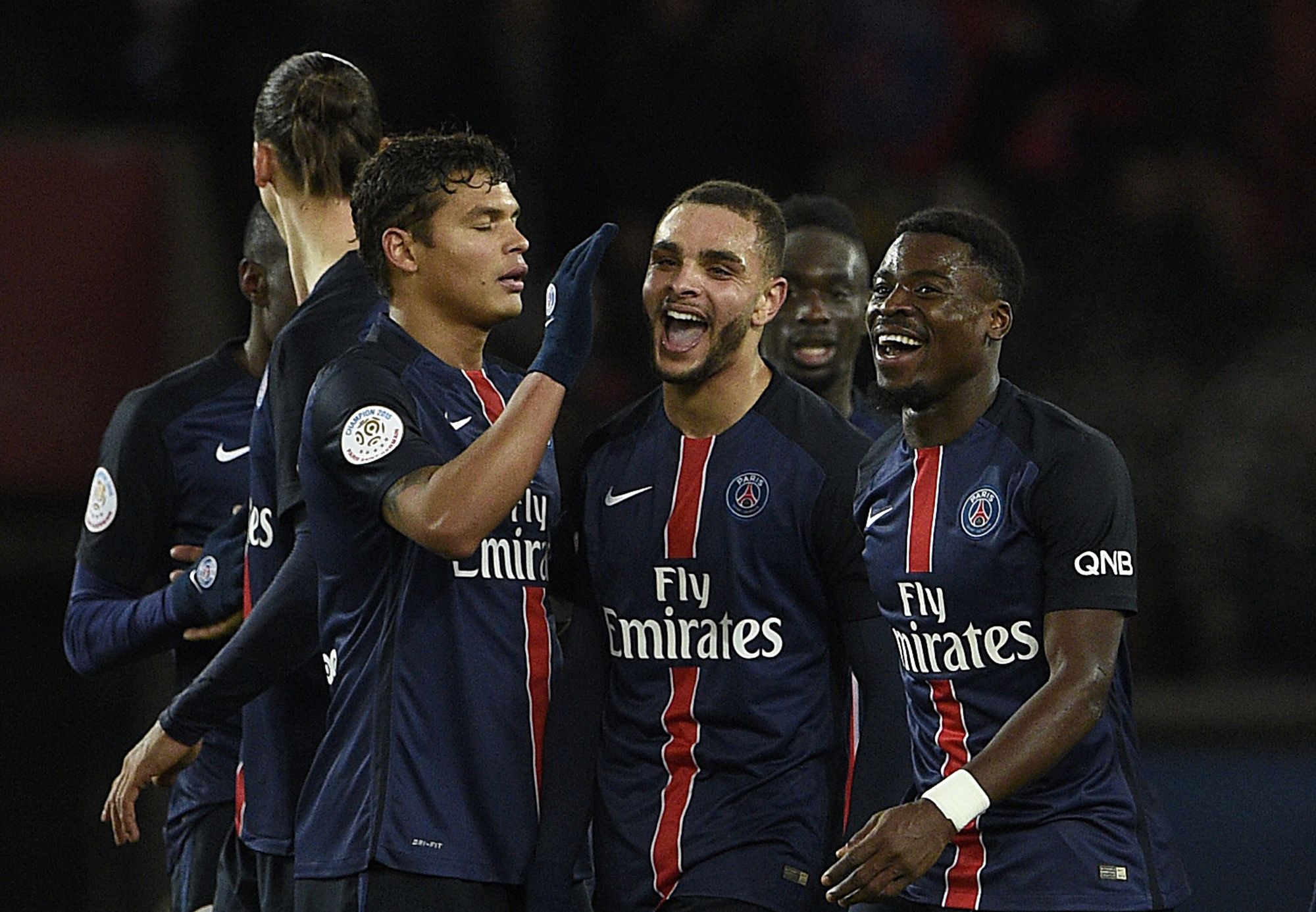 Paris Saint-Germain's Record Run Gives Hollande Cause For ...