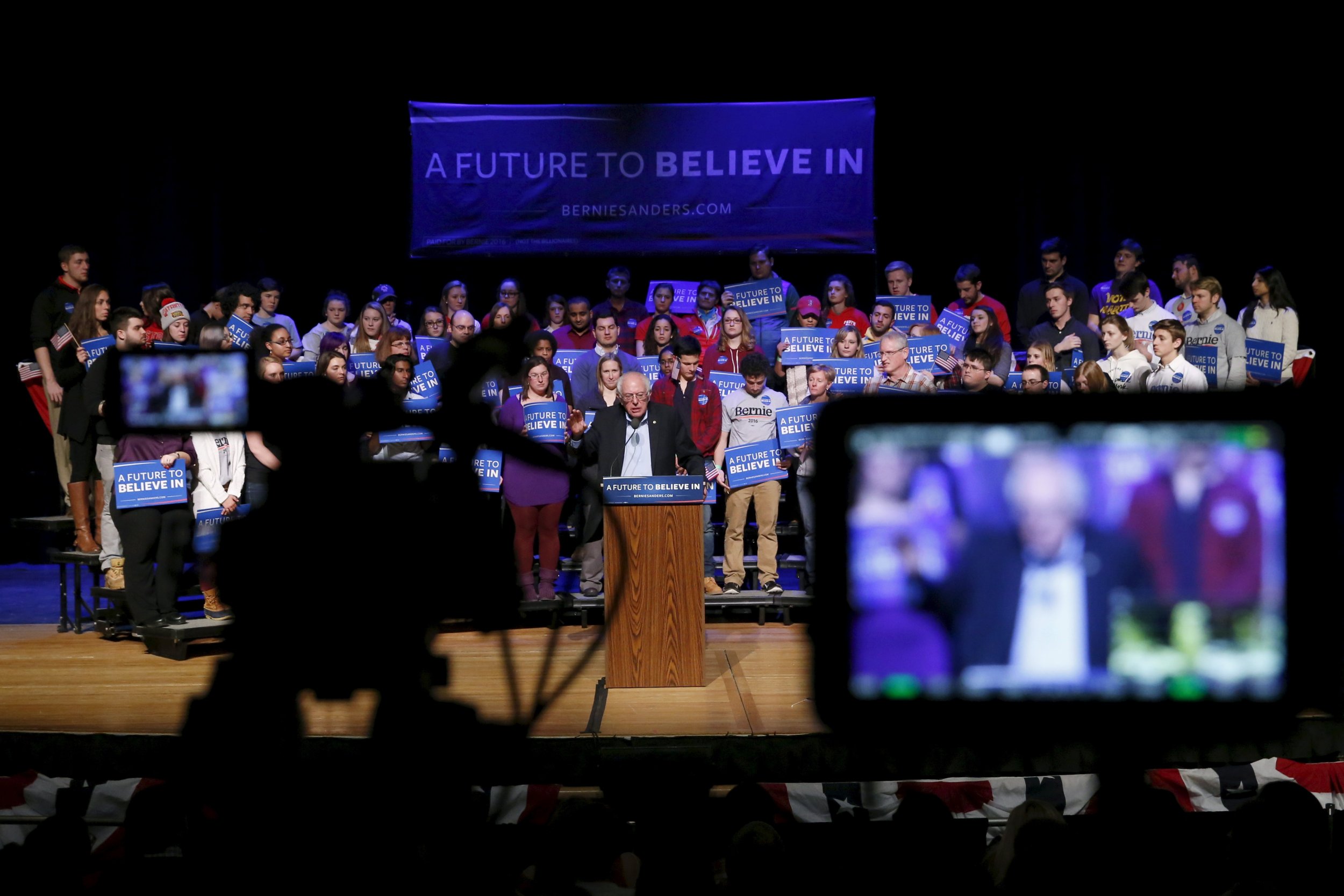 How To Watch Tonights Democratic Presidential Debate In Wisconsin