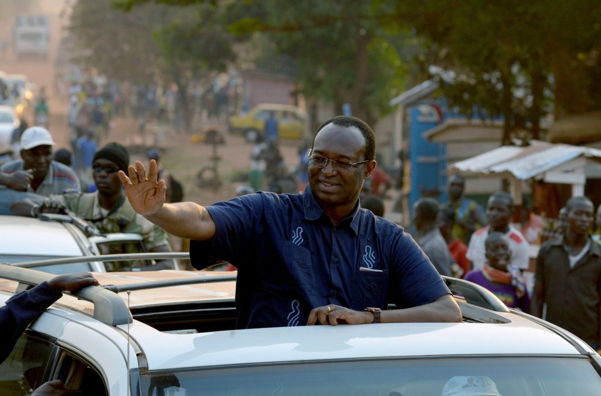 Anicet-Georges Dologuele campaigns in Bangui.