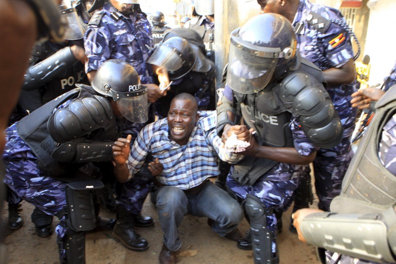 02_16_uganda_elections_02