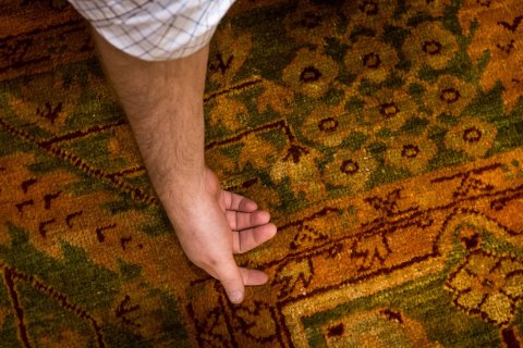 02_26_PersianRugs_02