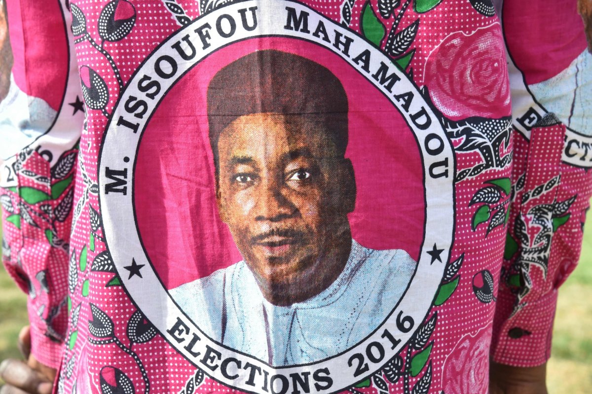 A Mahamadou Issoufou supporter at a ralley in Niamey.