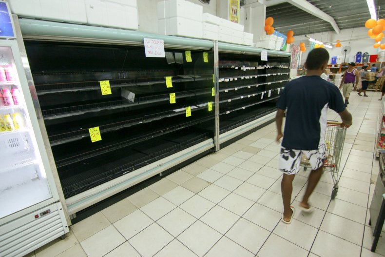 fiji_cyclone_winston_0222_04