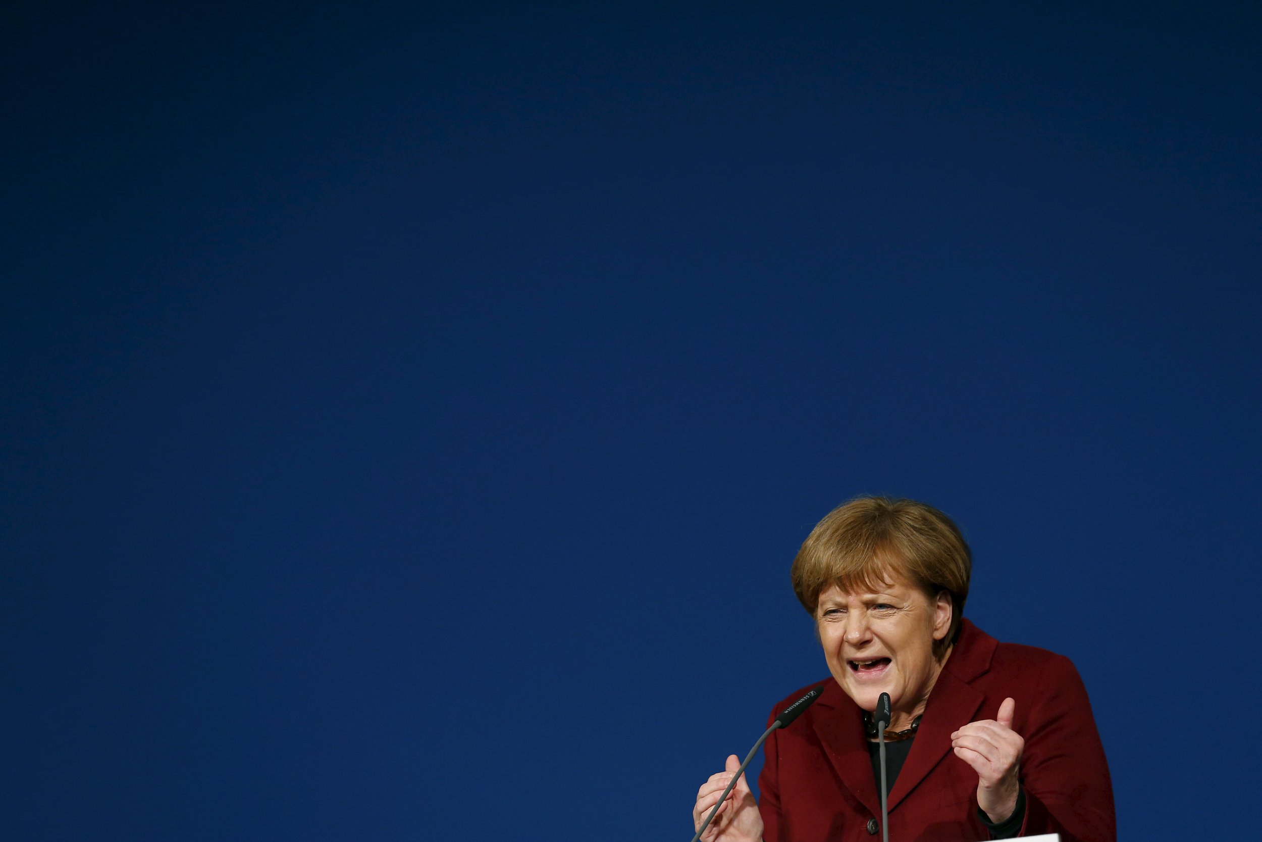 02_24_Merkel_Isolated_01