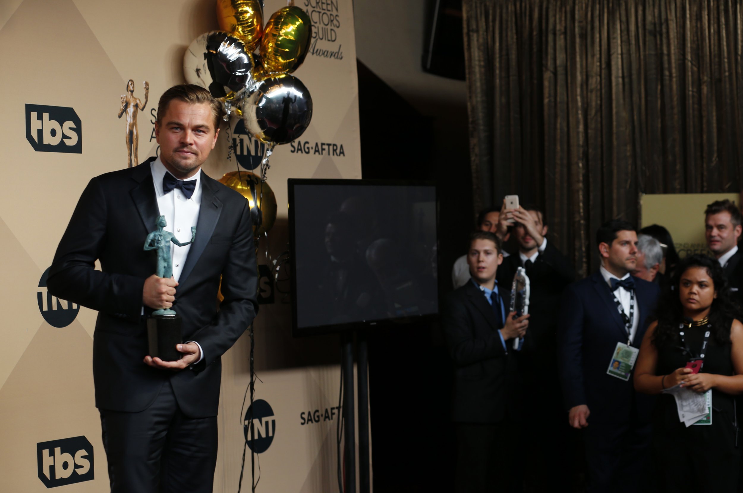 Leo holds a screen guild award