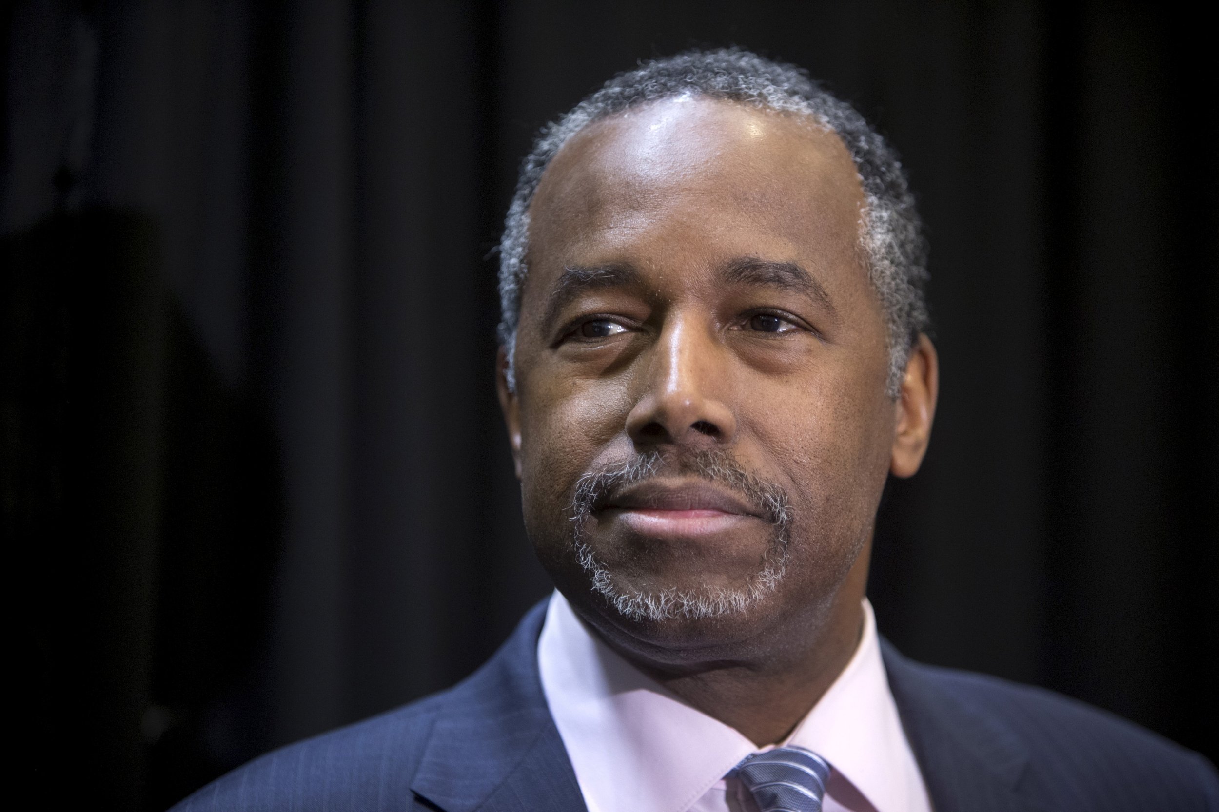 Carson Campaign Chair: 'We Clearly Don't Know' How to Win - Newsweek