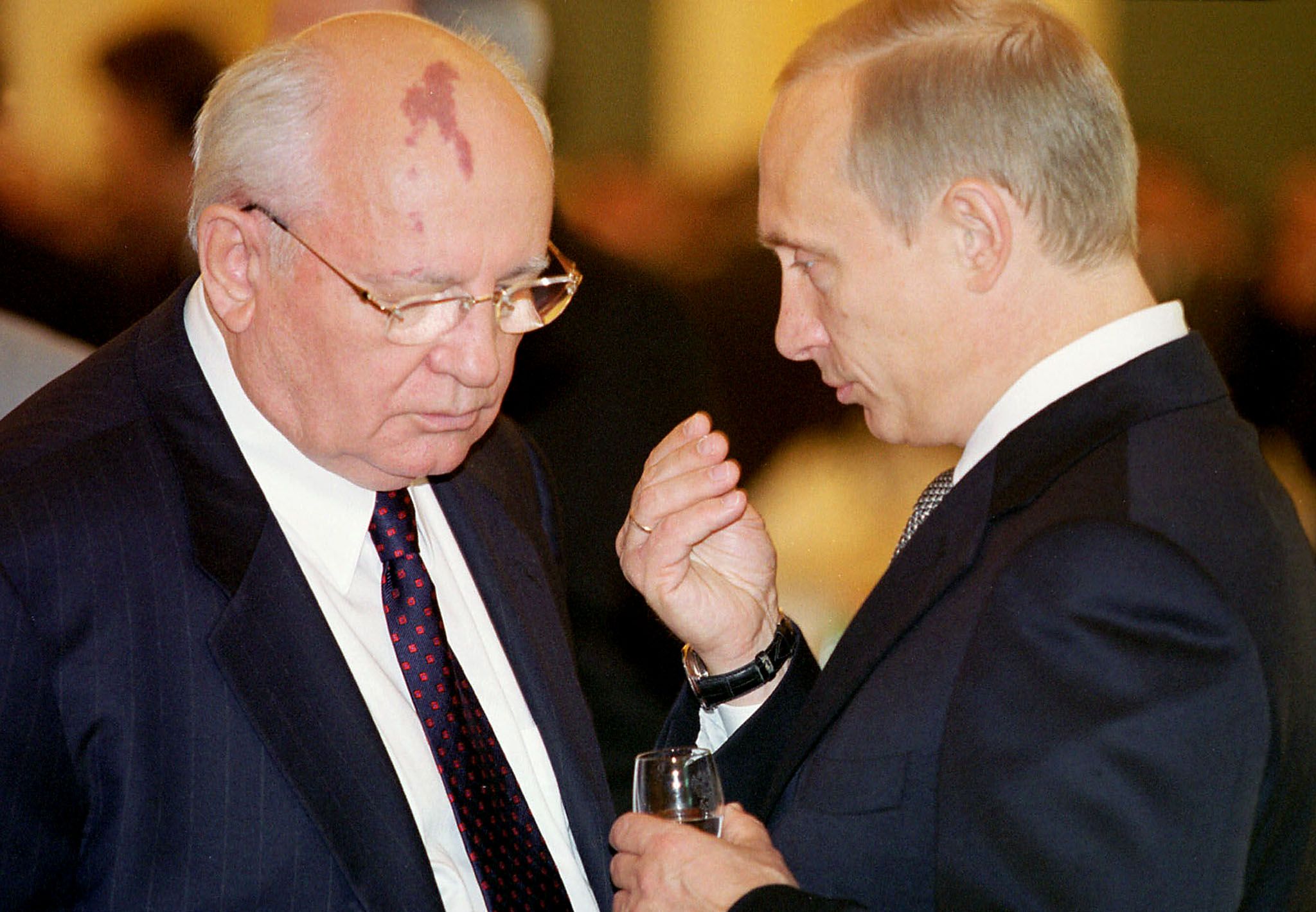 Gorbachev and Putin talk