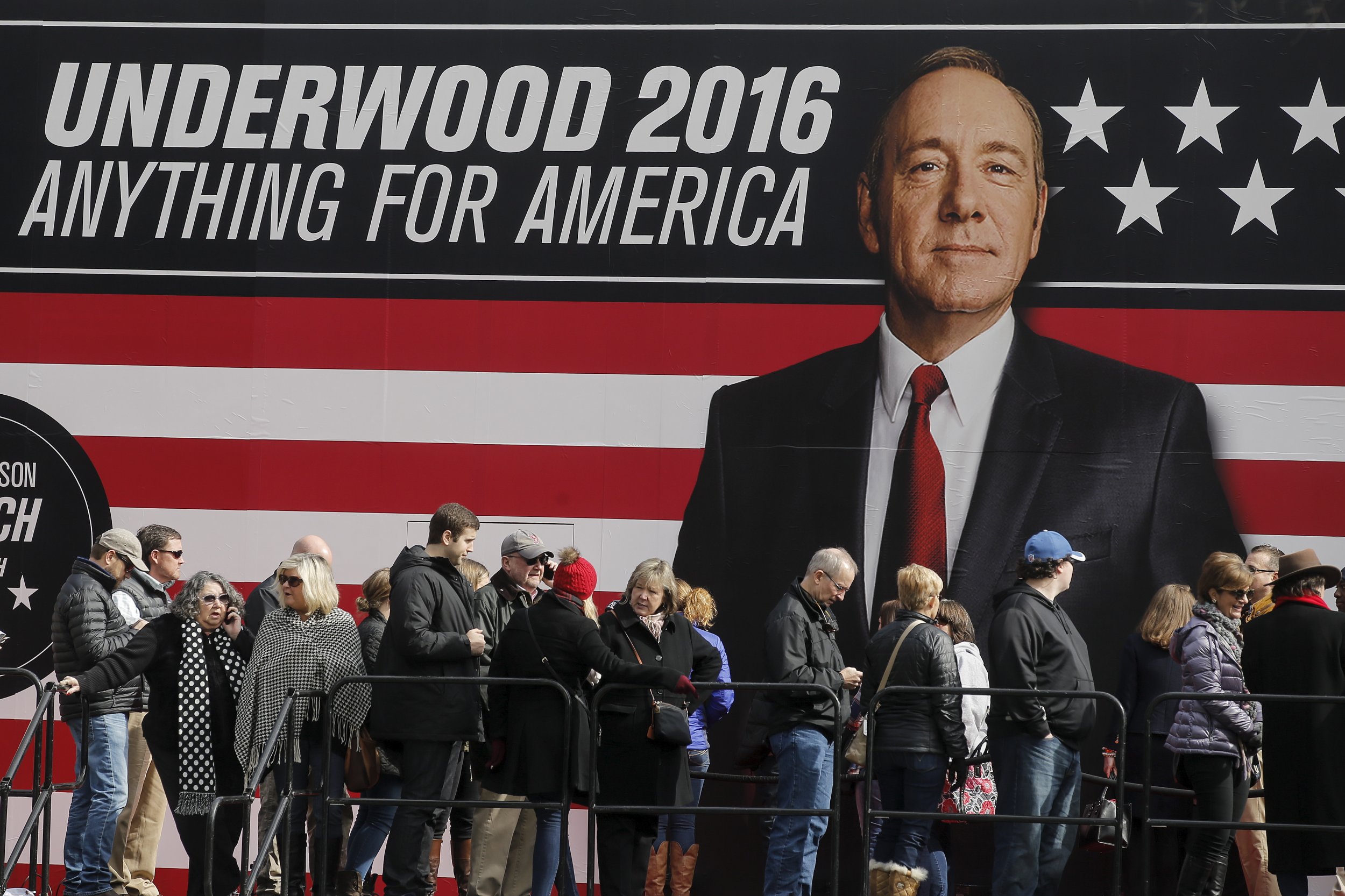 House of Cards: Kevin Spacey's President Frank Underwood Backs U.K ...