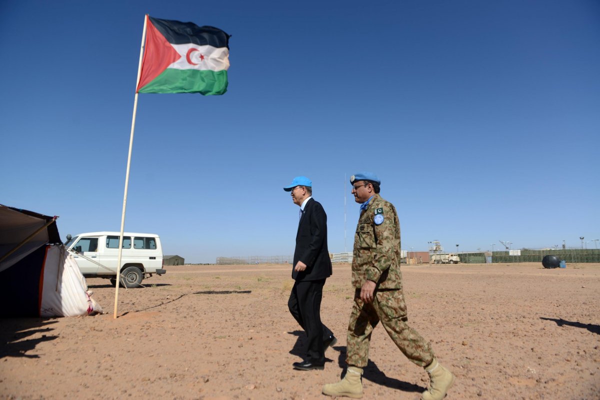 Ban Ki-moon meets with the Polisario Front in Western Sahara.
