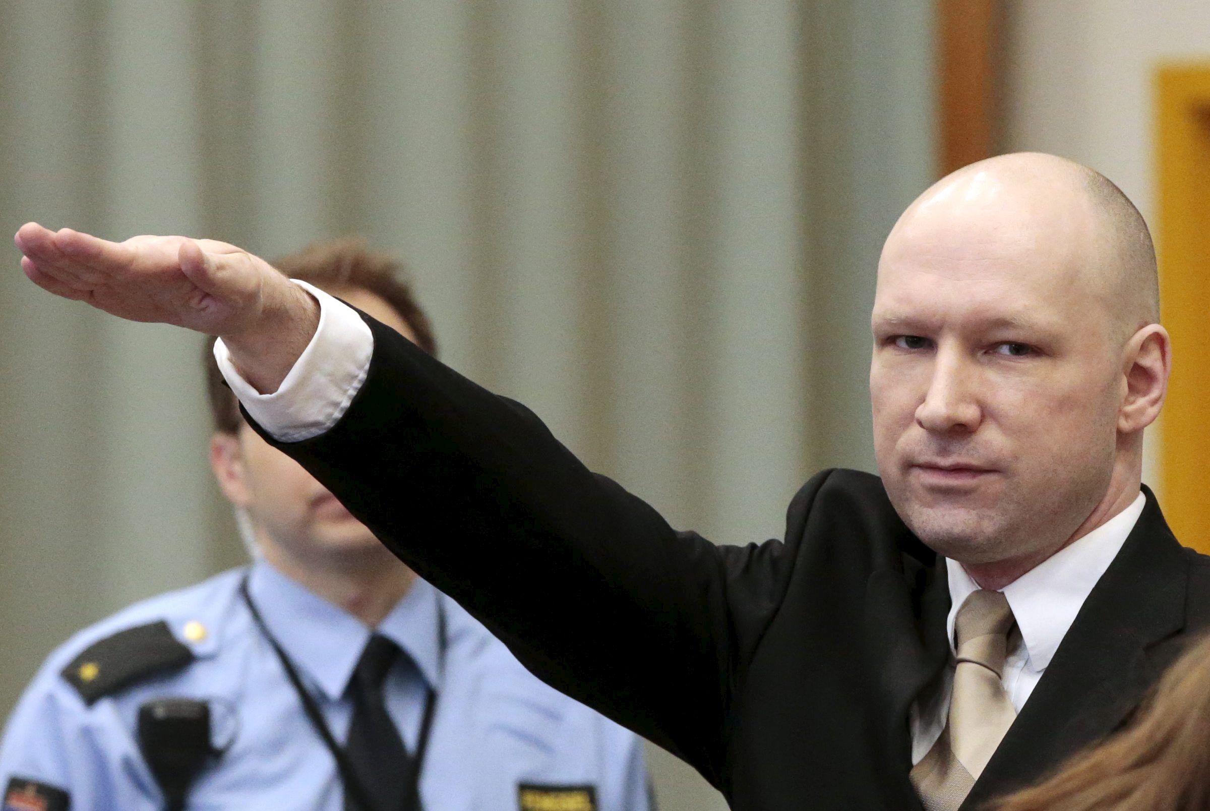 Anders Breivik Nazi salute