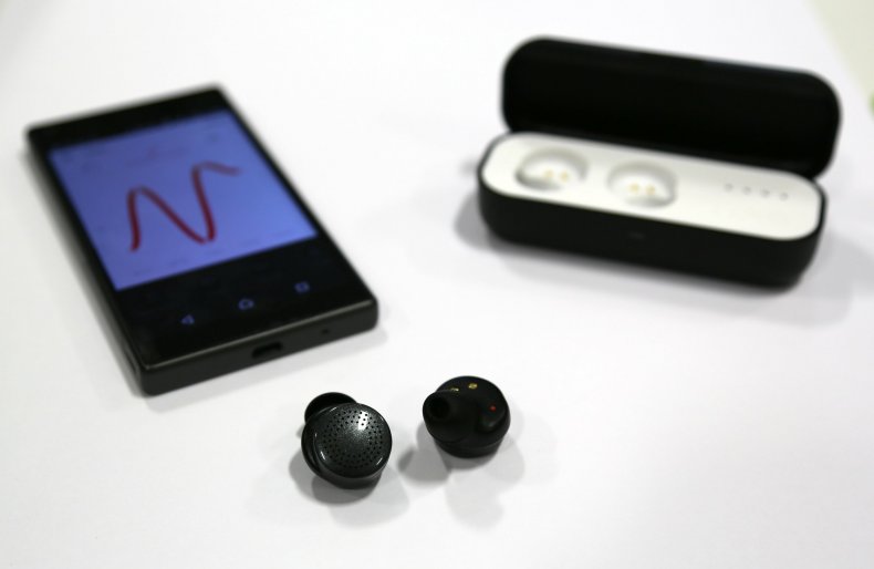 here active listening review doppler labs