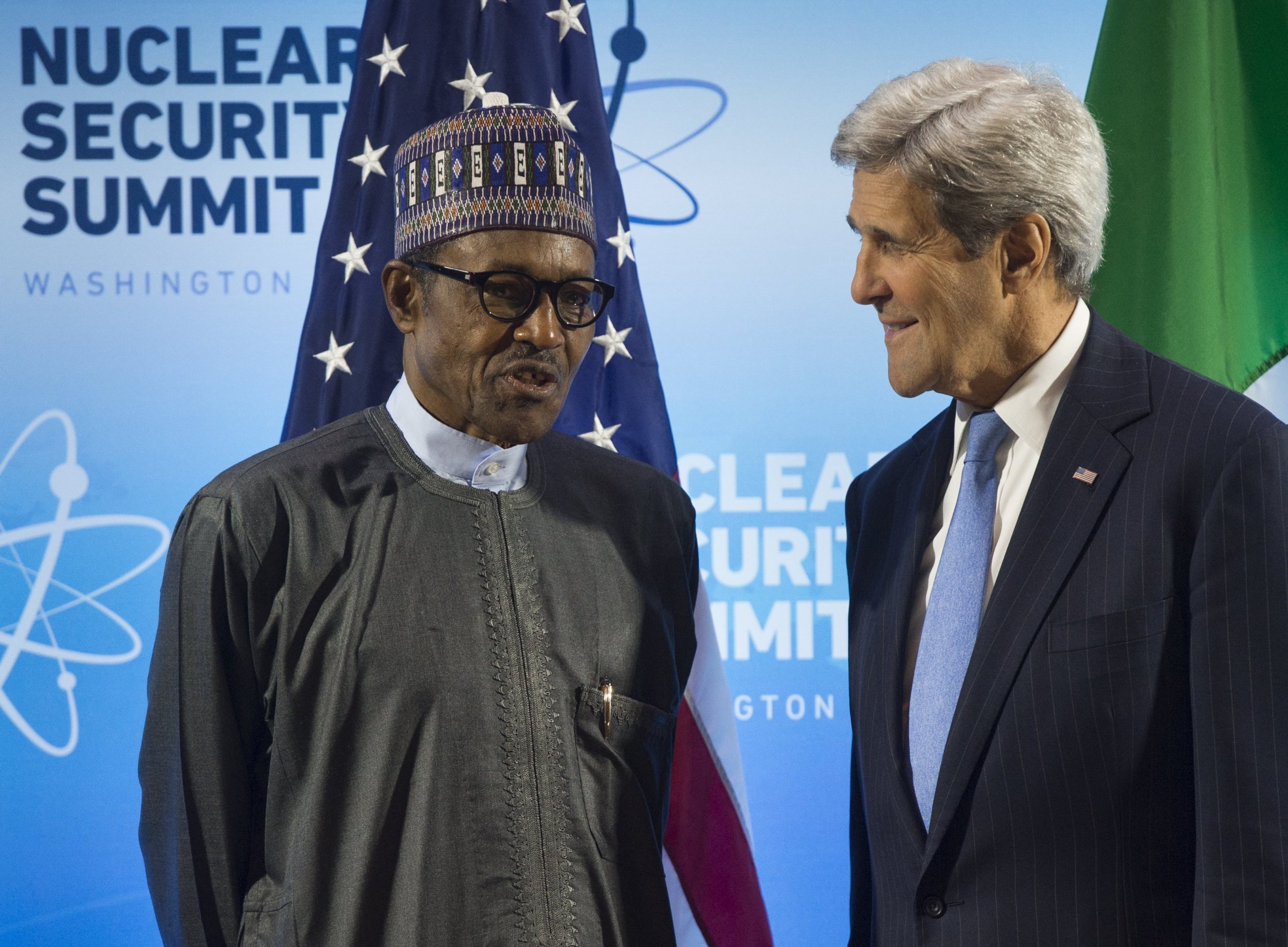 Nigerian President Muhammadu Buhari speaks with U.S. Secretary of State John Kerry.