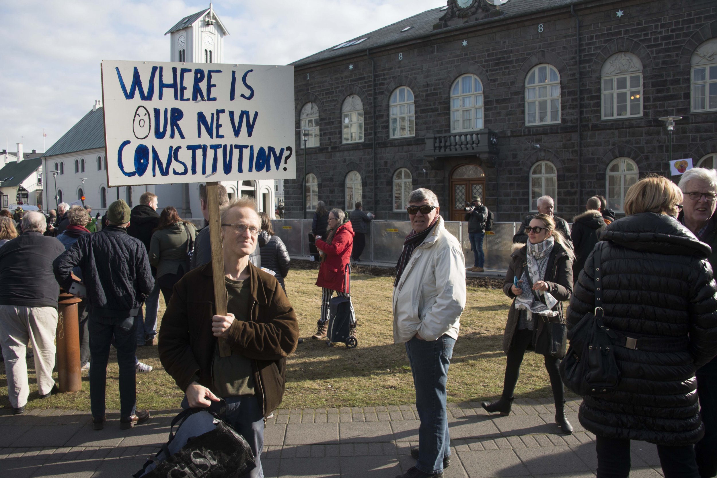 iceland protests panama papers prime minister