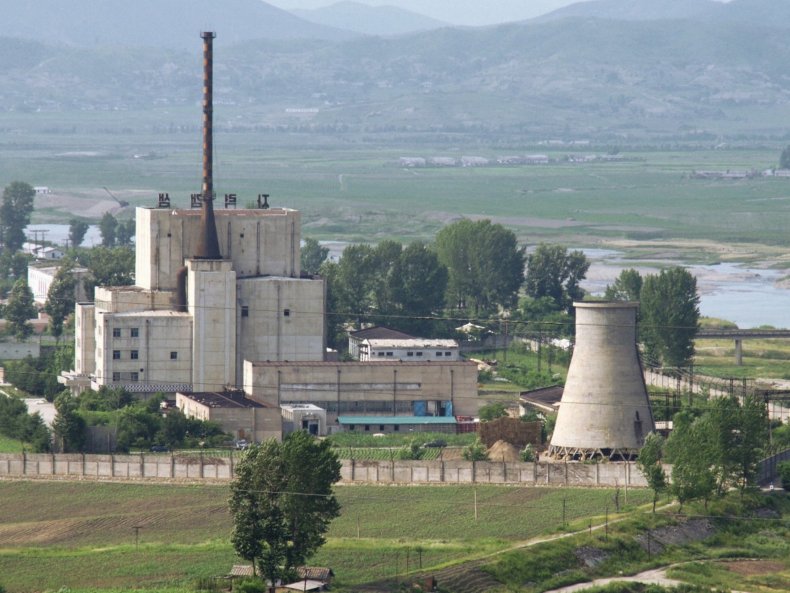 01_North_Korea_Yongbyon_01
