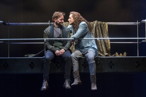 Richard II kiss