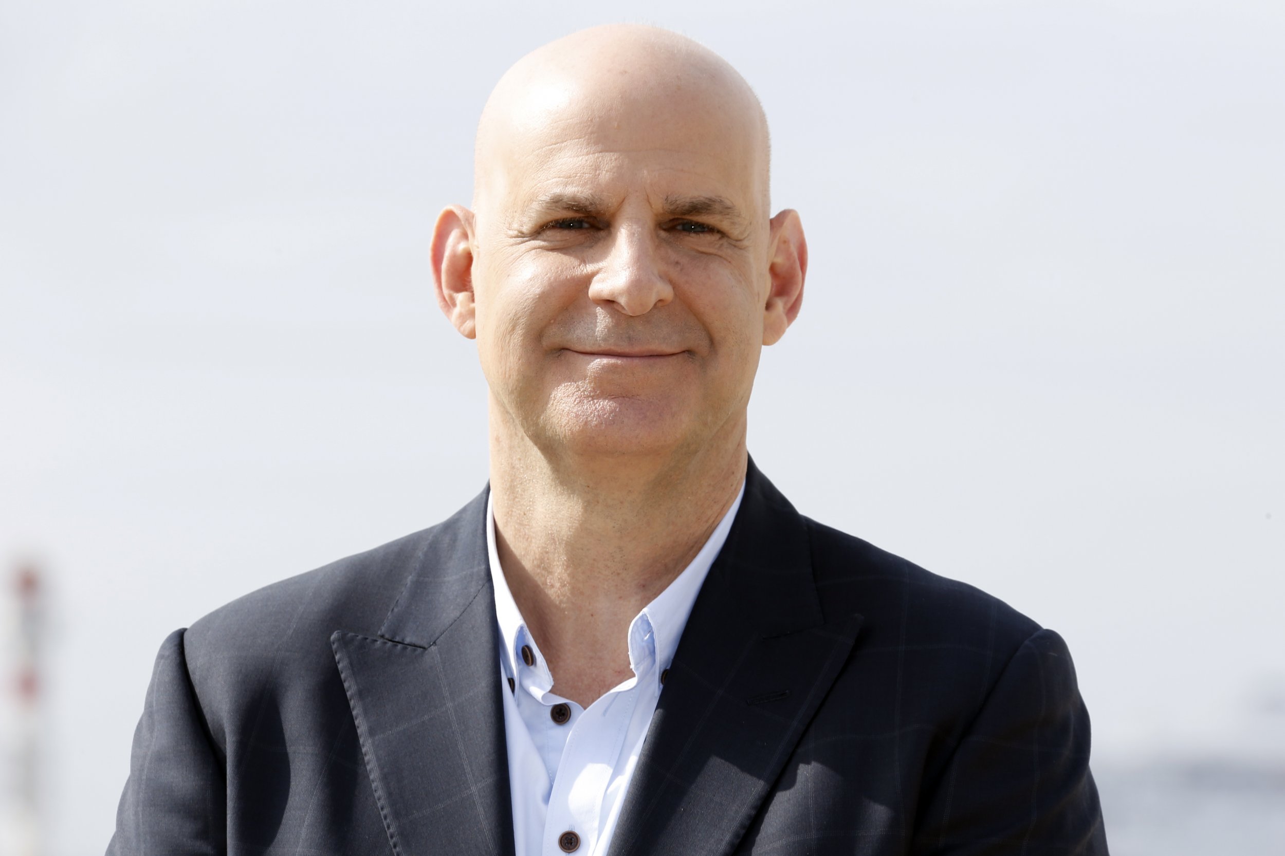 Harlan Coben on Donald Trump, Julia Roberts And Uber Addiction