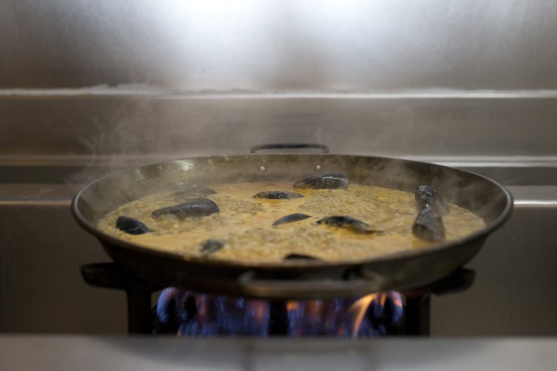 04_29_CatalanCuisine_ss_01 04_29_CatalanCuisine_ss_01