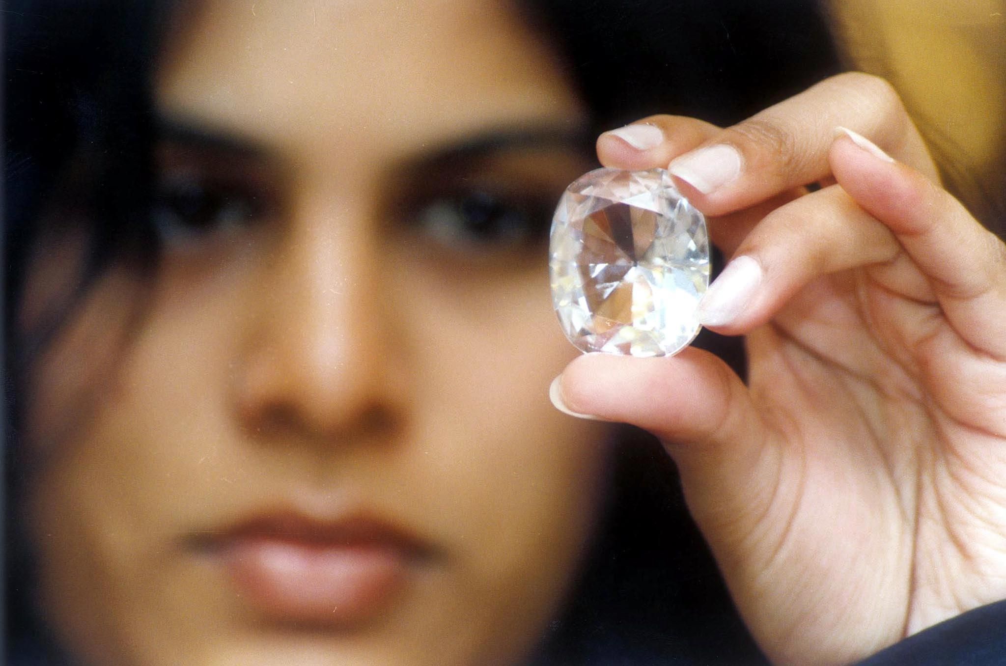 The Koh-i-Noor diamond is in Britain illegally. But it should