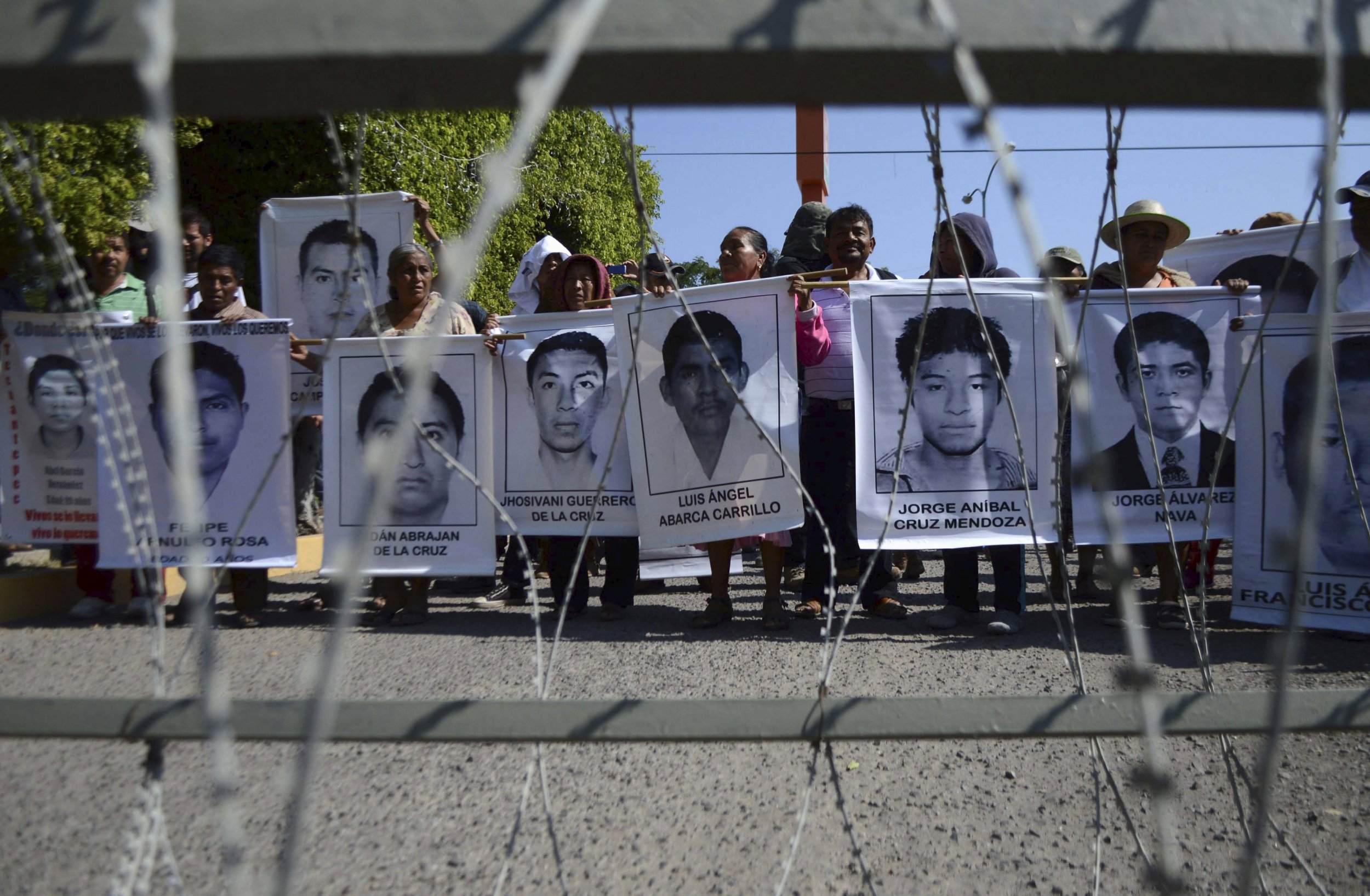 Mexico Stonewalled Probe Into Student Massacre, Expert Panel Says ...