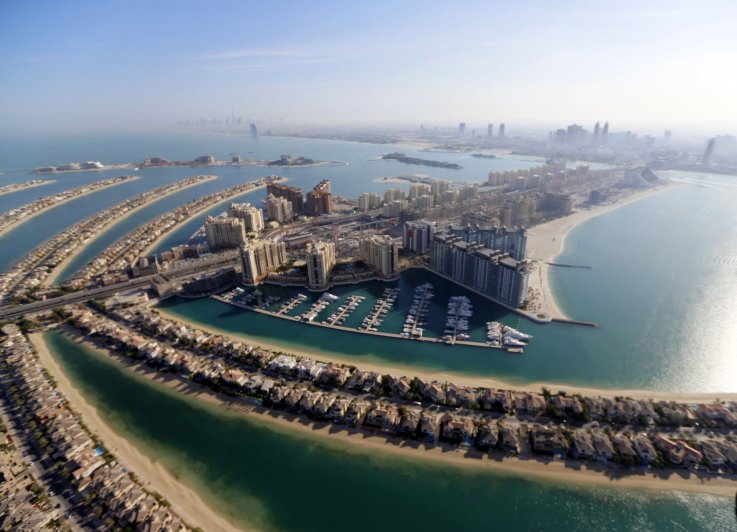 04_28_dubai_01 04_28_dubai_01
