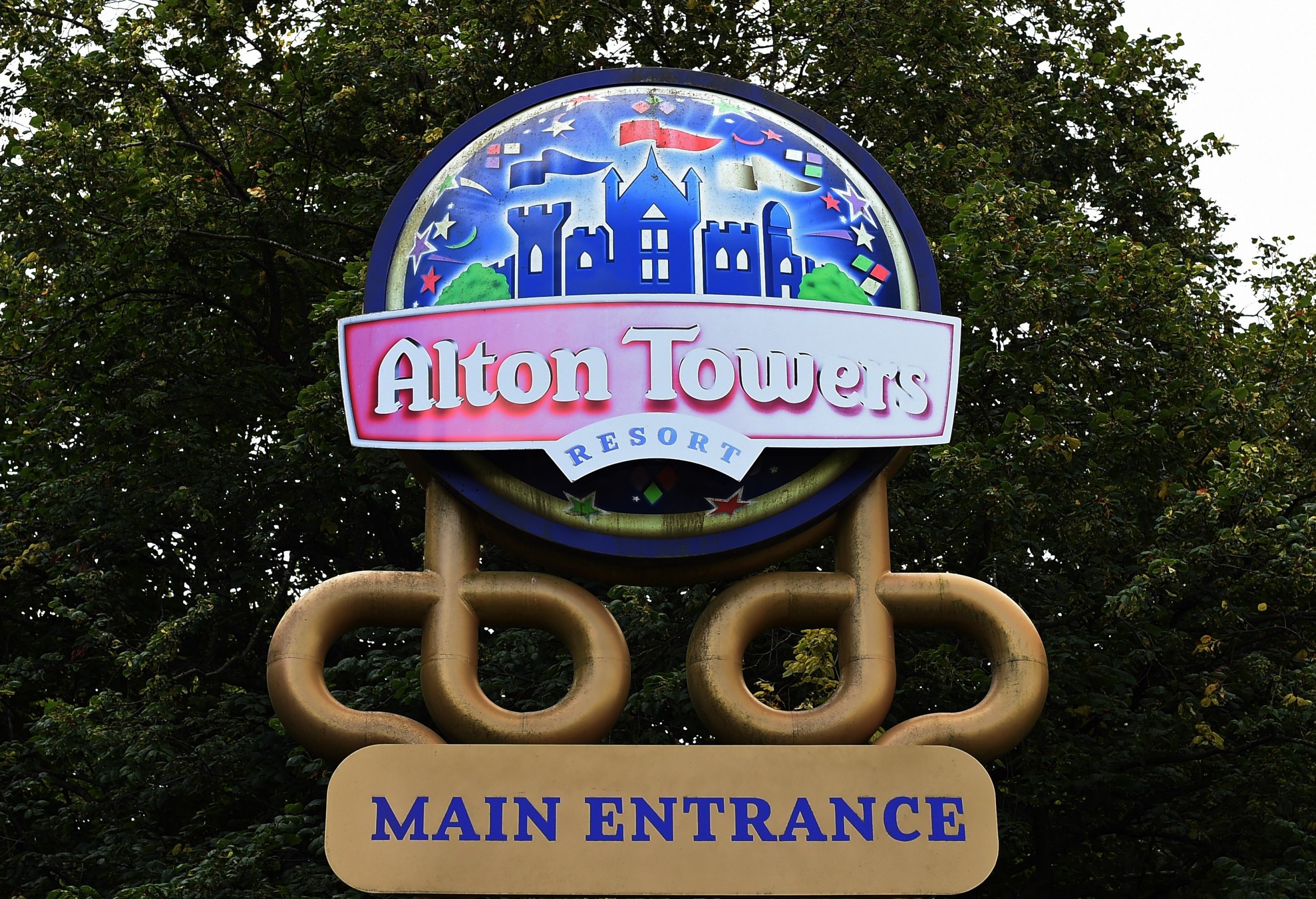 Alton Towers Sign