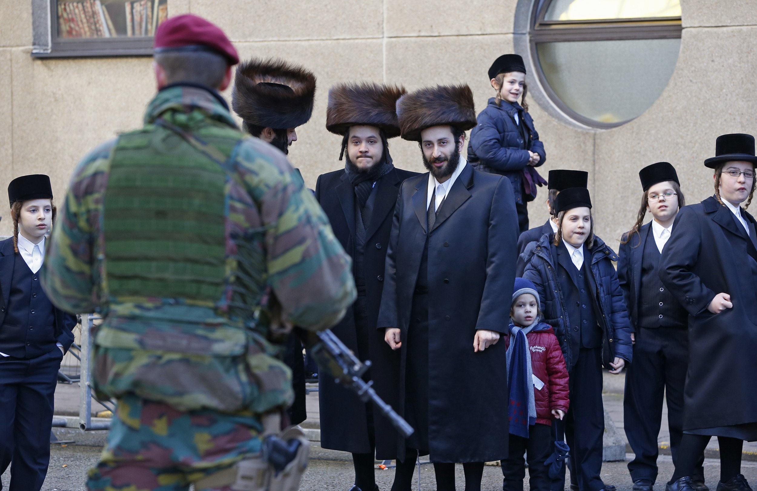 Belgian paratrooper outside a Jewish school in Antwerp