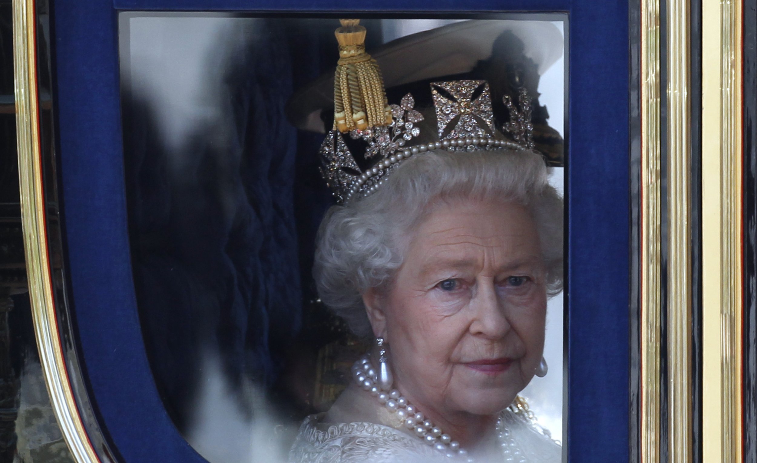 25/2010_Queen Elizabeth