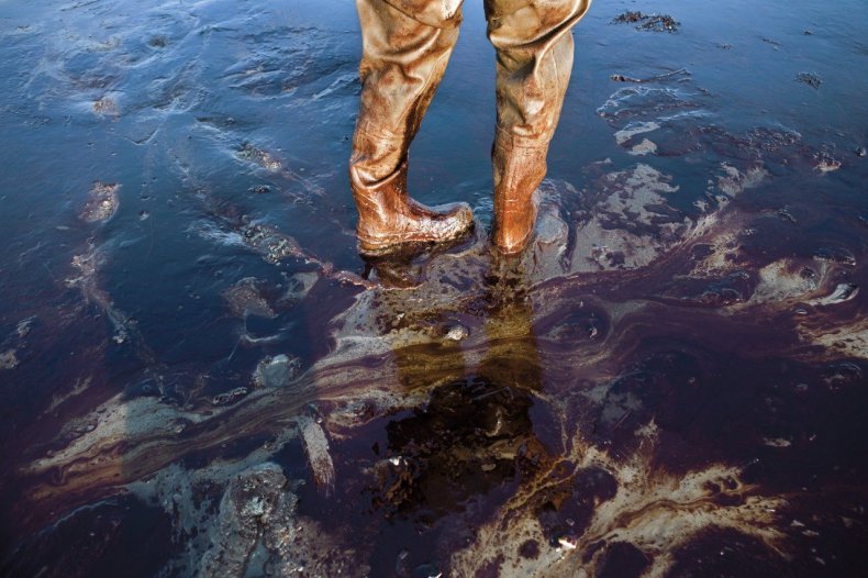 hertsgaard-FE04-bp-oil-spill-embed-05