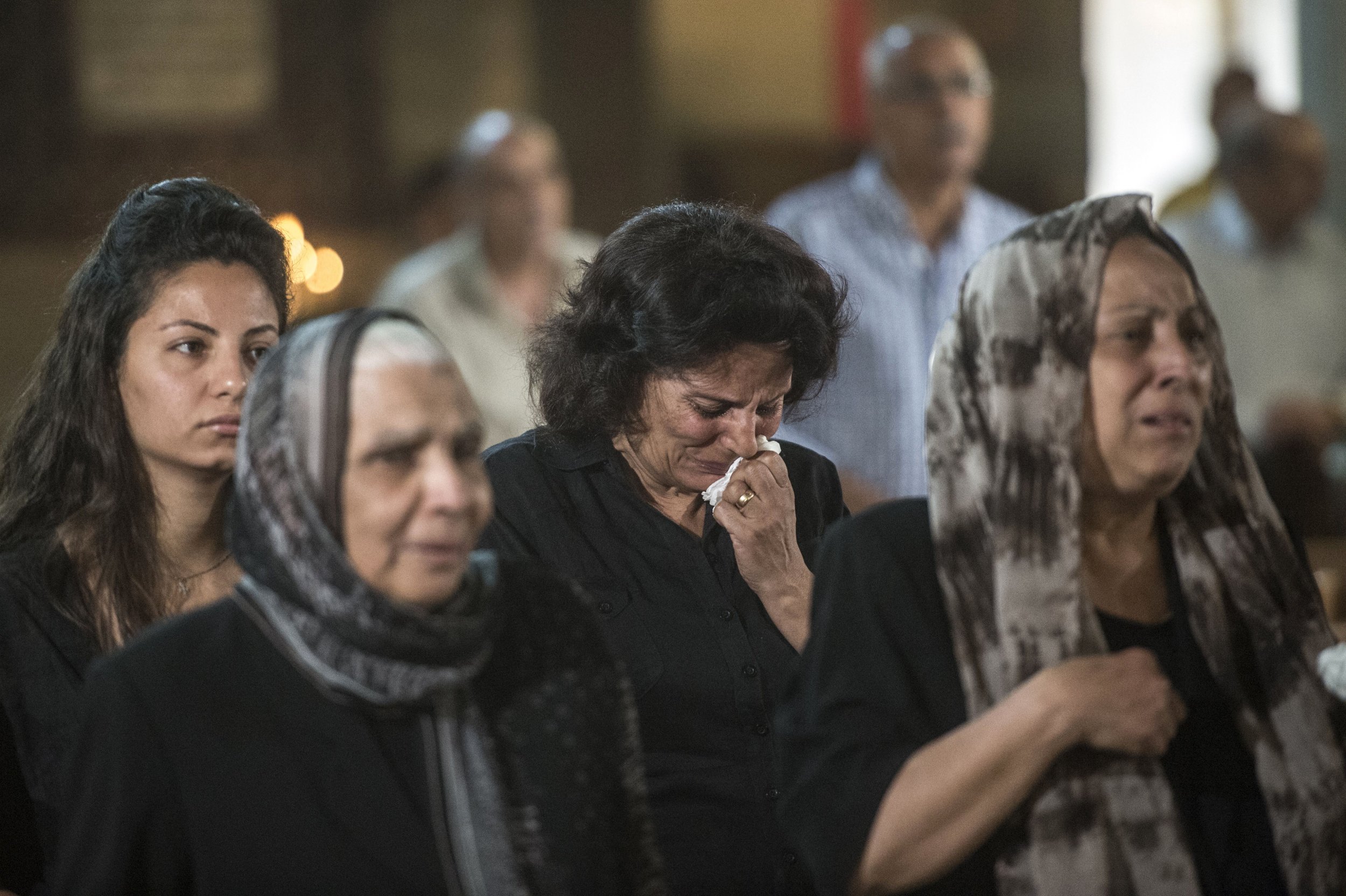 Mourning family members of EgyptAir crew