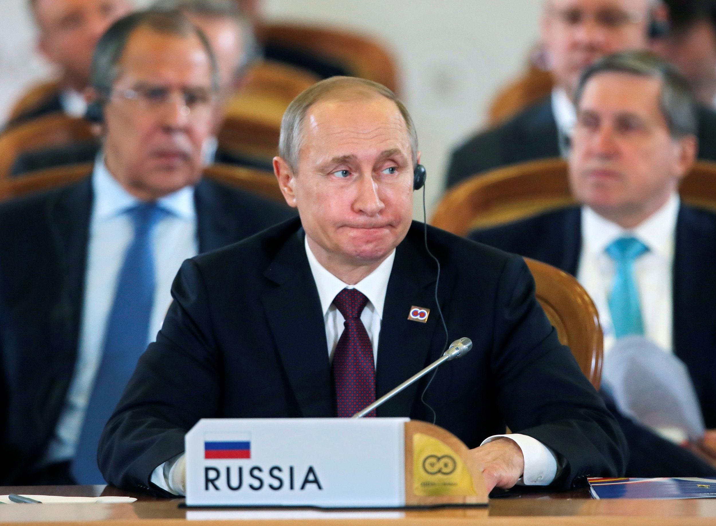 Putin Forms Specialist Team to 'Brainstorm' Economic Growth - Newsweek
