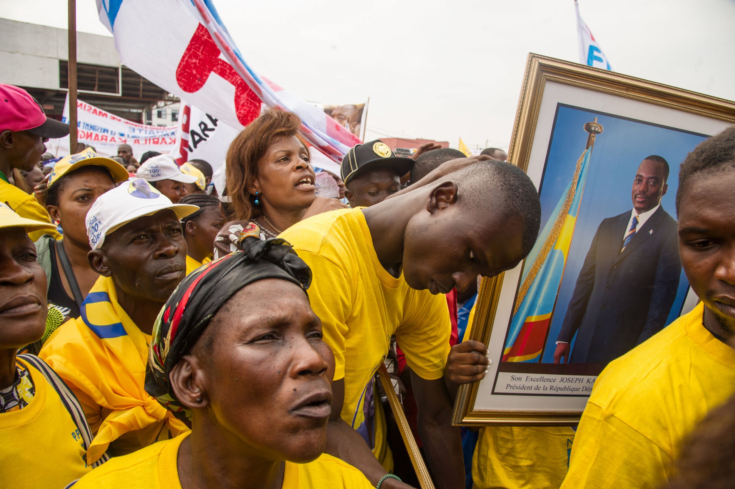 Kabila supporters celebrate birthday.