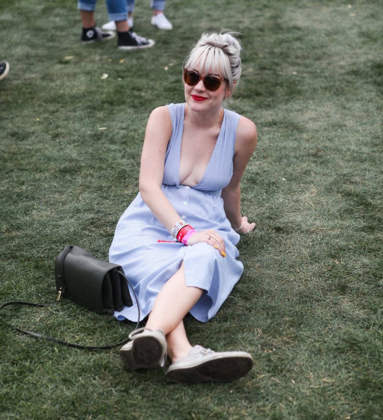 Zoe Deschanel Doppelganger