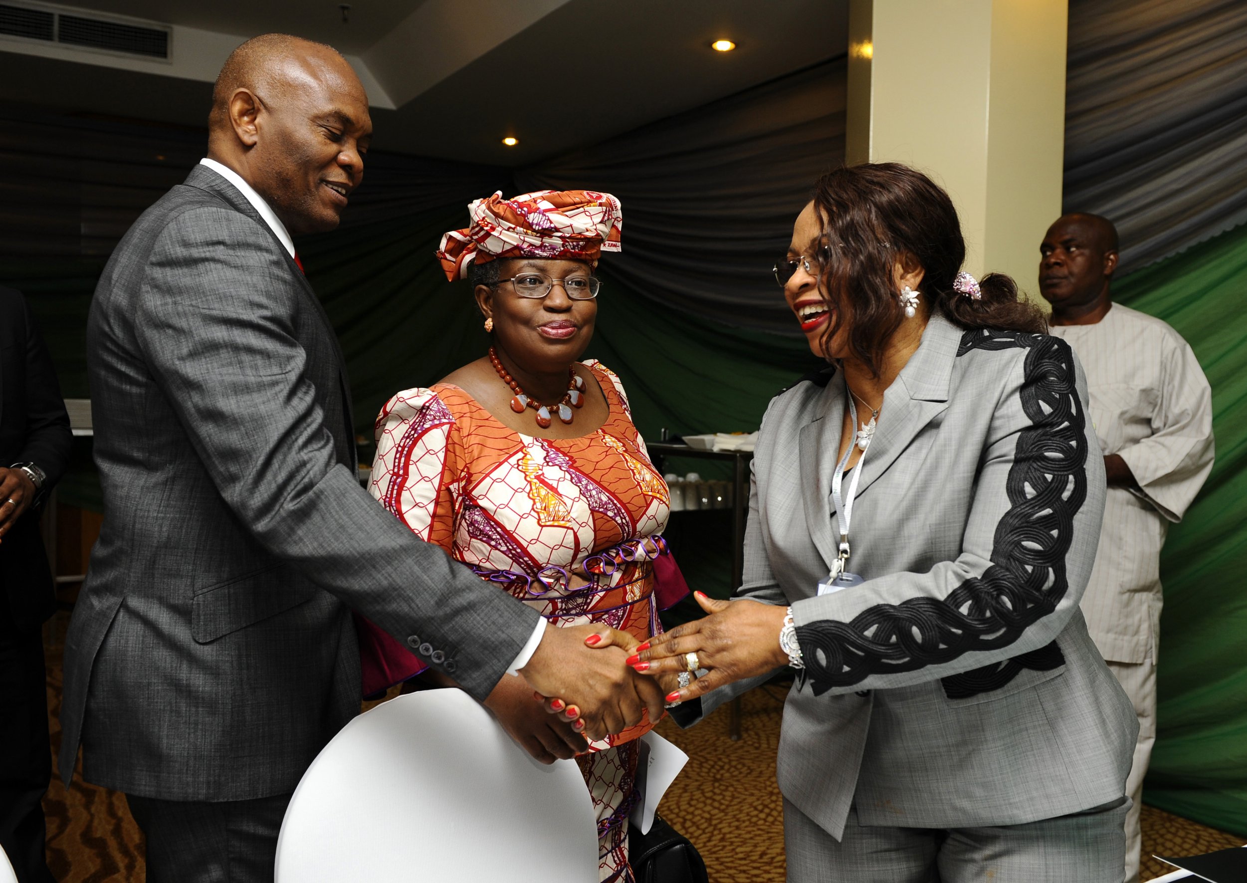 Nigerian businesswoman Folorunsho Alakija meets dignitaries.