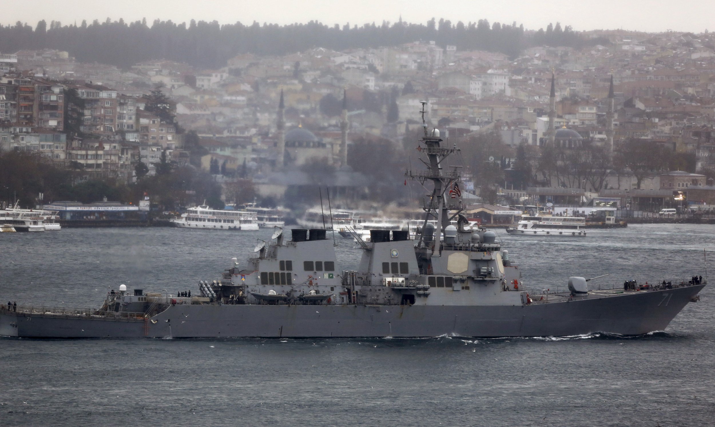 U.S navy missile destroyer