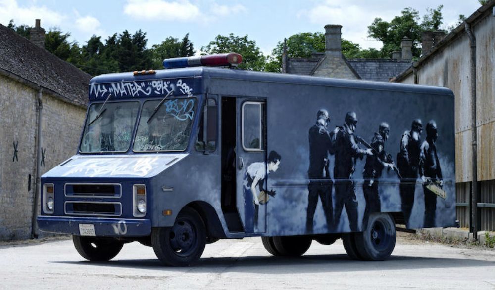 Bansky SWAT van