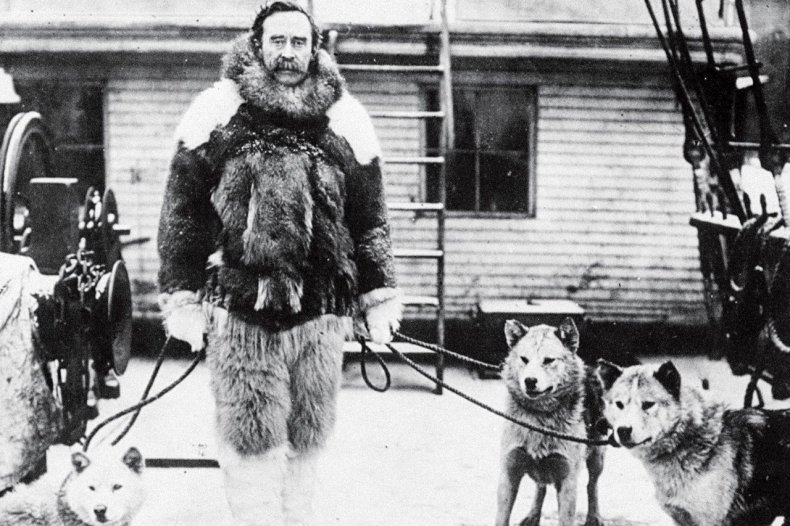 arctic-explorers-FE03sidebar-robert-peary