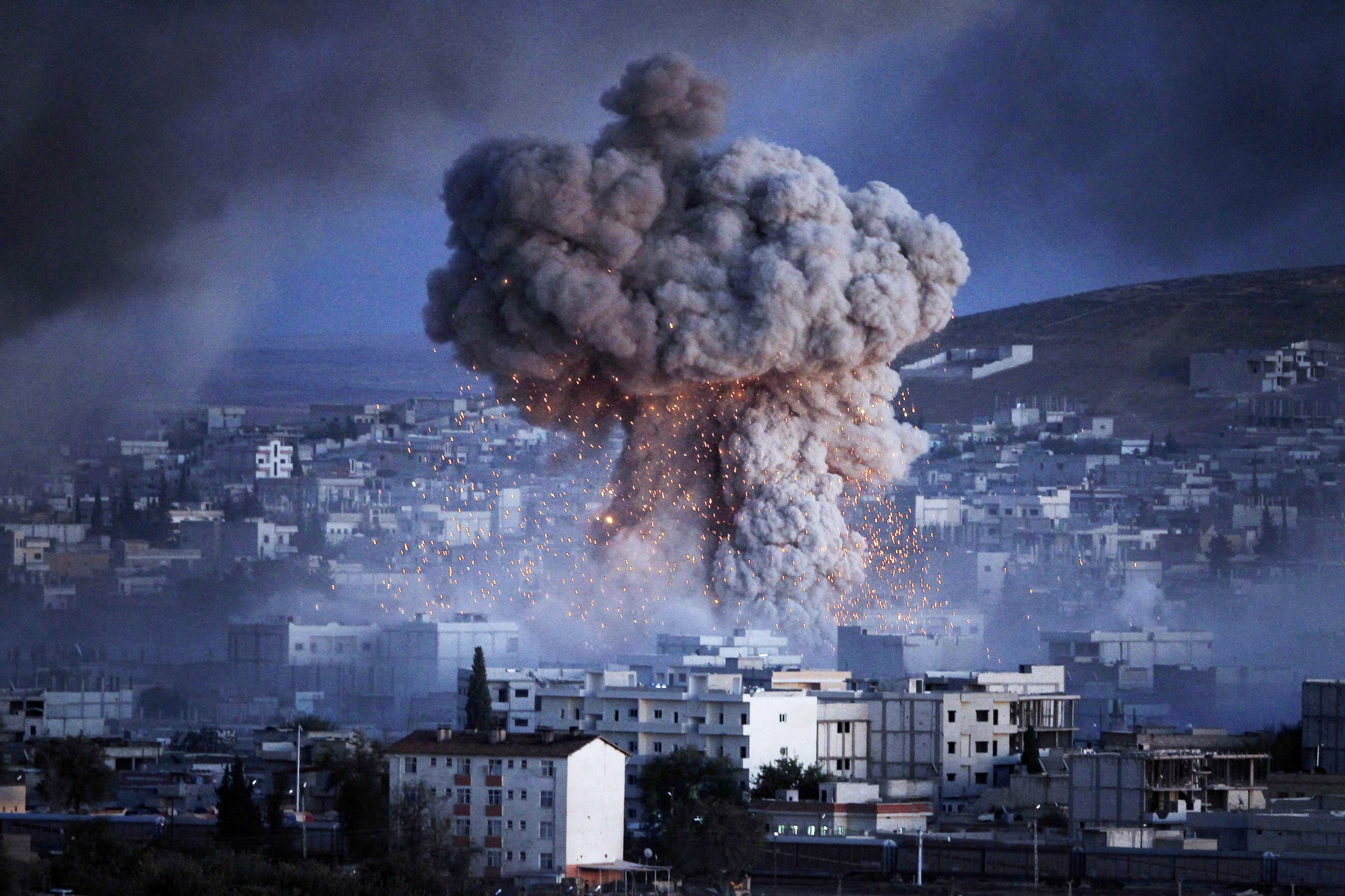 Islamic State Car Bomb in Kobane