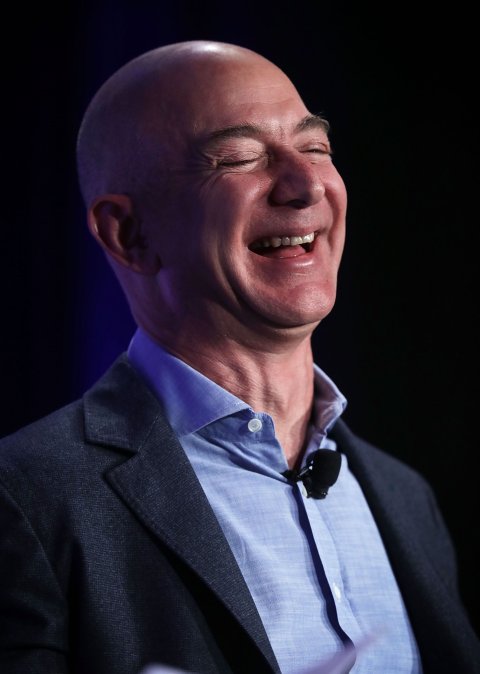 07_22_Bezos_03