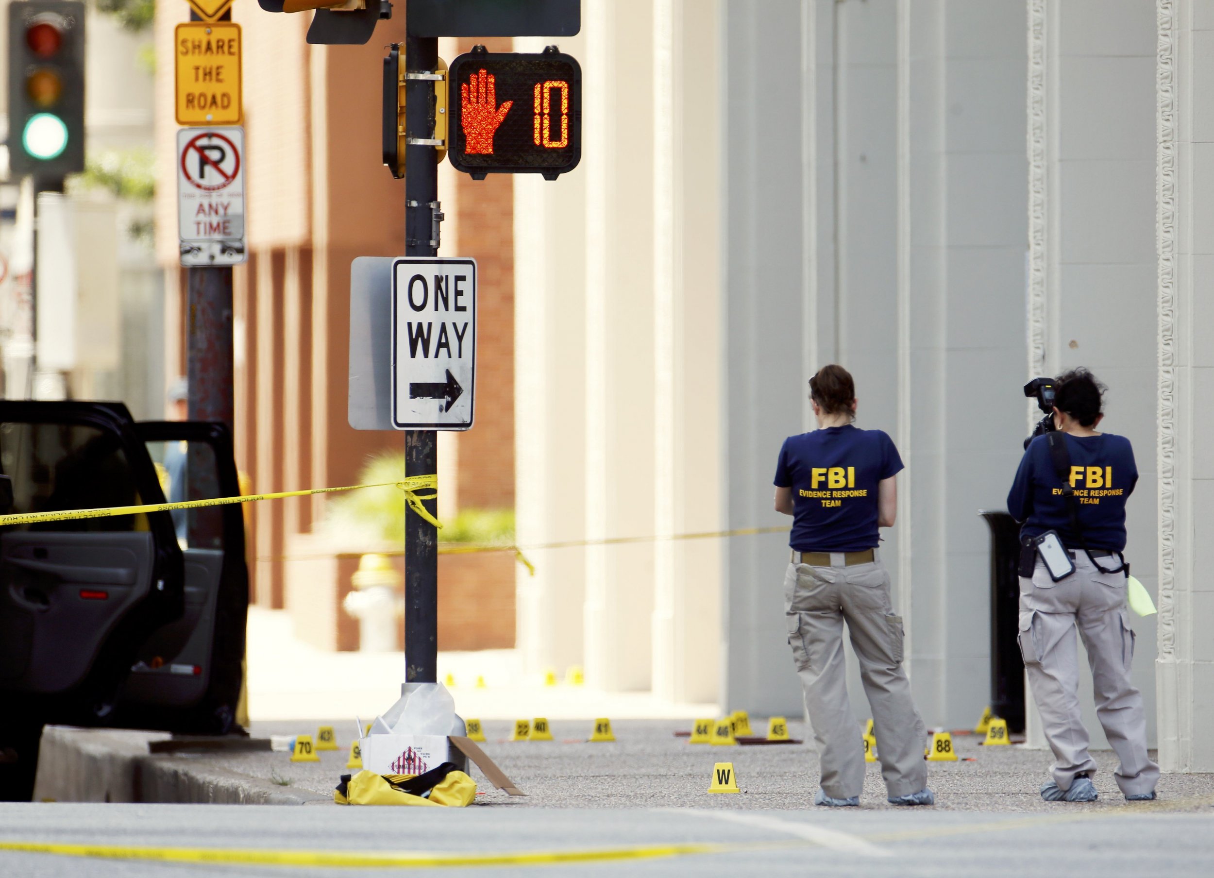 Dallas Shooting: Bomb Robot Used To Kill Suspect, Believed To Be First ...